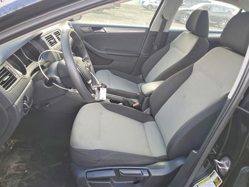 Photo 7 from auction – 2017 VOLKSWAGEN JETTA S with VIN 3VW2B7AJ8HM252846