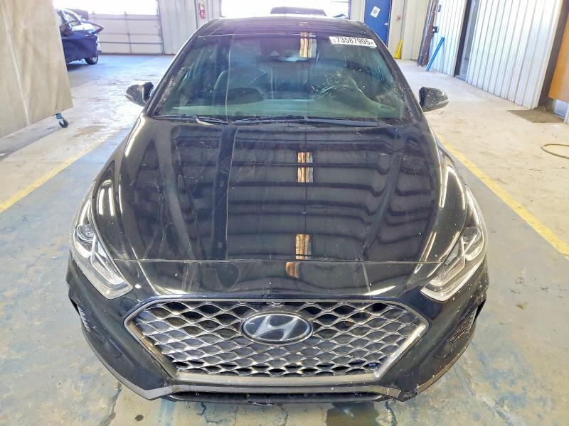 Photo 5 from auction – 2019 HYUNDAI SONATA with VIN 5NPE34AF0KH782832