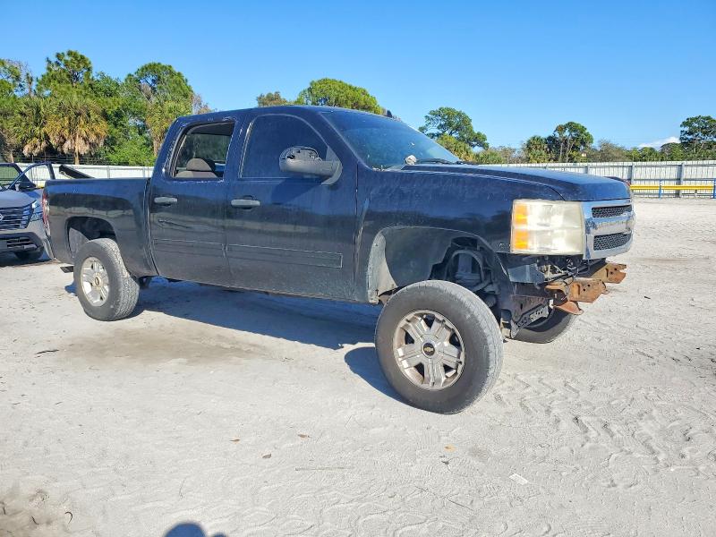 Photo 4 from auction – 2007 CHEVROLET SILVERADO with VIN 2GCEC13C571500386