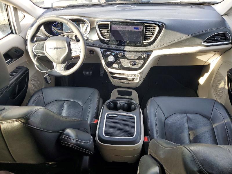 Photo 8 from auction – 2022 CHRYSLER PACIFICA H with VIN 2C4RC1L76NR147904