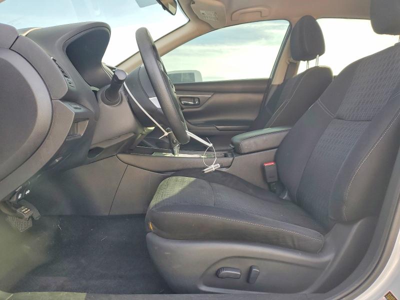 Photo 7 from auction – 2017 NISS ALTIMA with VIN 1N4AL3AP9HN330488