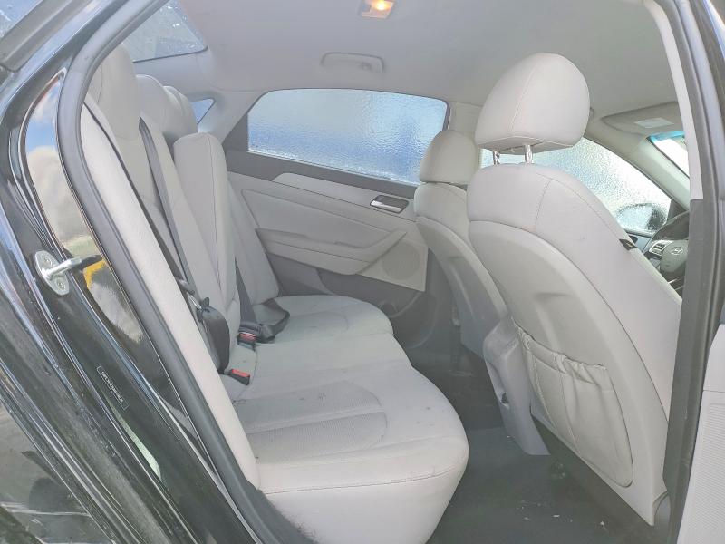 Photo 10 from auction – 2018 HYUNDAI SONATA with VIN 5NPE34AF8JH619828