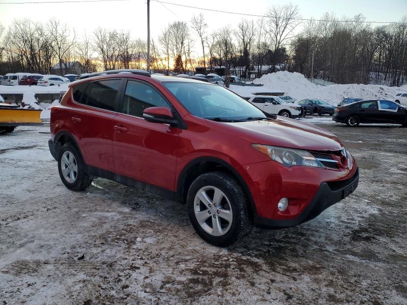 Photo 4 from auction – 2014 TOYOTA RAV4 XLE with VIN 2T3RFREV8EW167630