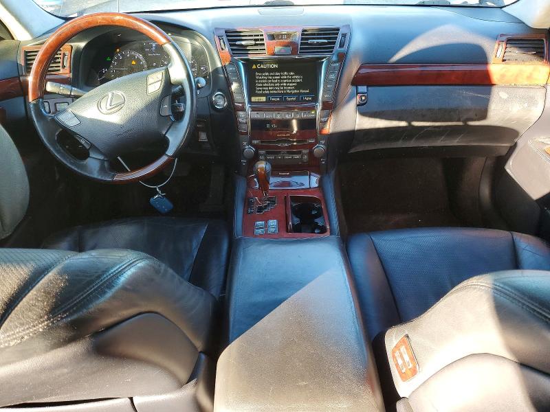 Photo 8 from auction – 2007 LEXUS LS 460L with VIN JTHGL46F175000240