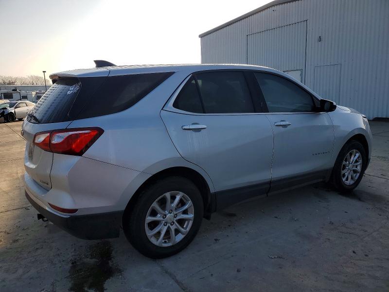Photo 3 from auction – 2020 CHEVROLET EQUINOX with VIN 2GNAXTEV1L6253109