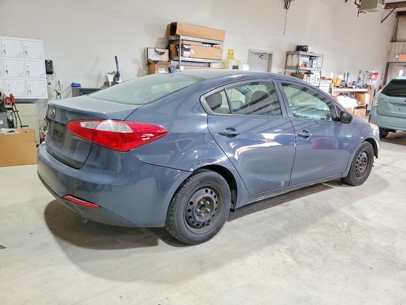 Photo 3 from auction – 2016 KIA FORTE with VIN KNAFK4A65G5503919