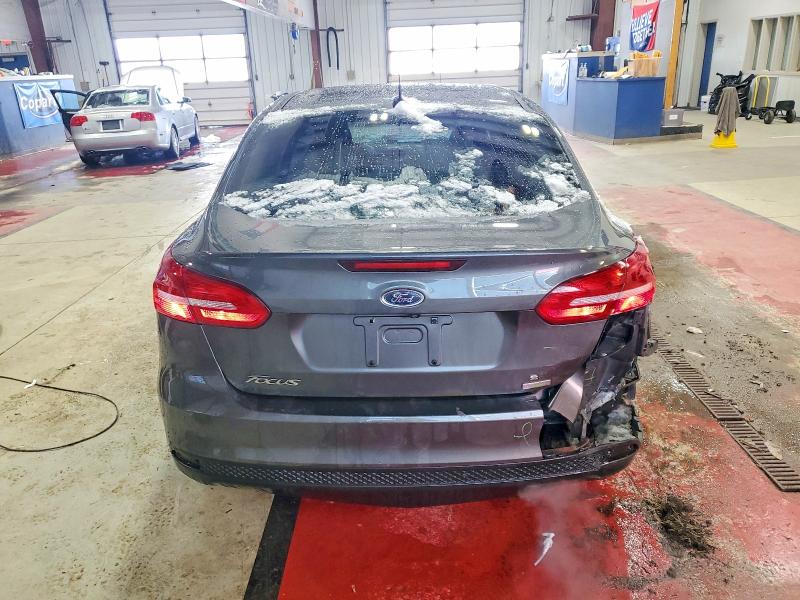 Photo 6 from auction – 2017 FORD FOCUS SE with VIN 1FADP3FE7HL339856