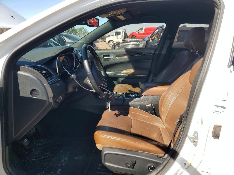 Photo 7 from auction – 2018 CHRYSLER 300 LIMITE with VIN 2C3CCAEG6JH129846