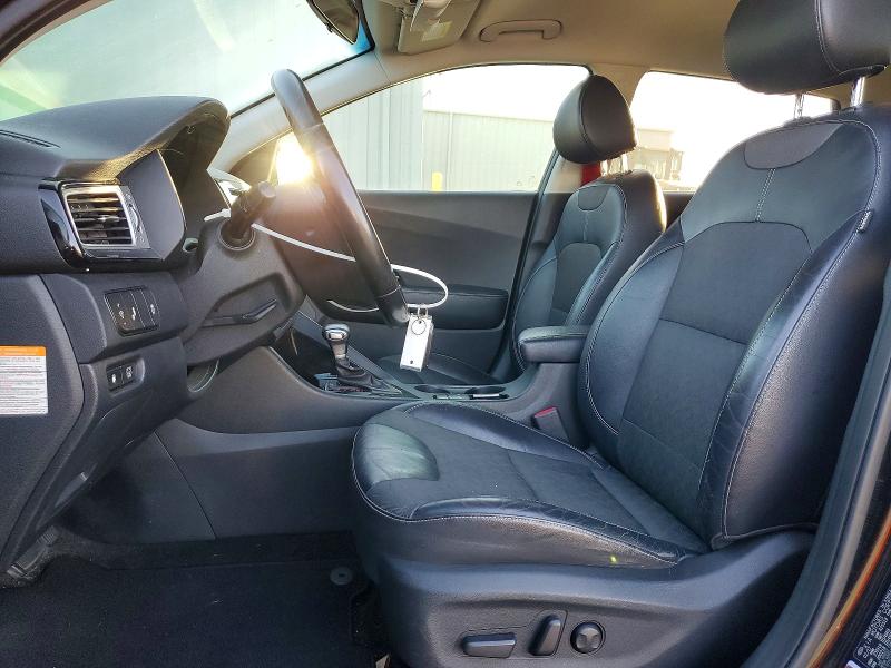 Фото 7 с аукциона – 2017 KIA NIRO с VIN KNDCC3LCXH5056814