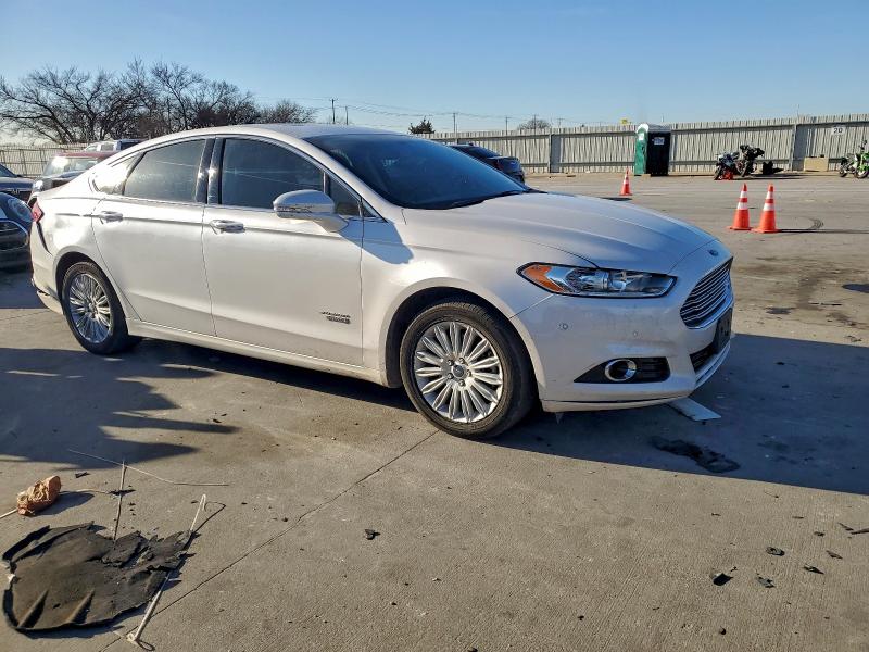 Photo 4 from auction – 2014 FORD FUSION TIT with VIN 3FA6P0SU1ER255162