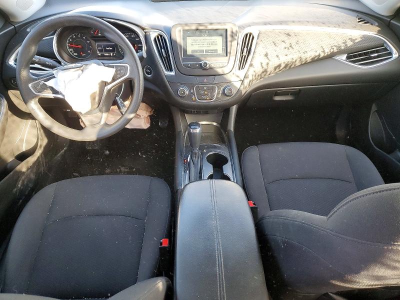 Photo 8 from auction – 2018 CHEVROLET MALIBU with VIN 1G1ZD5ST5JF139869