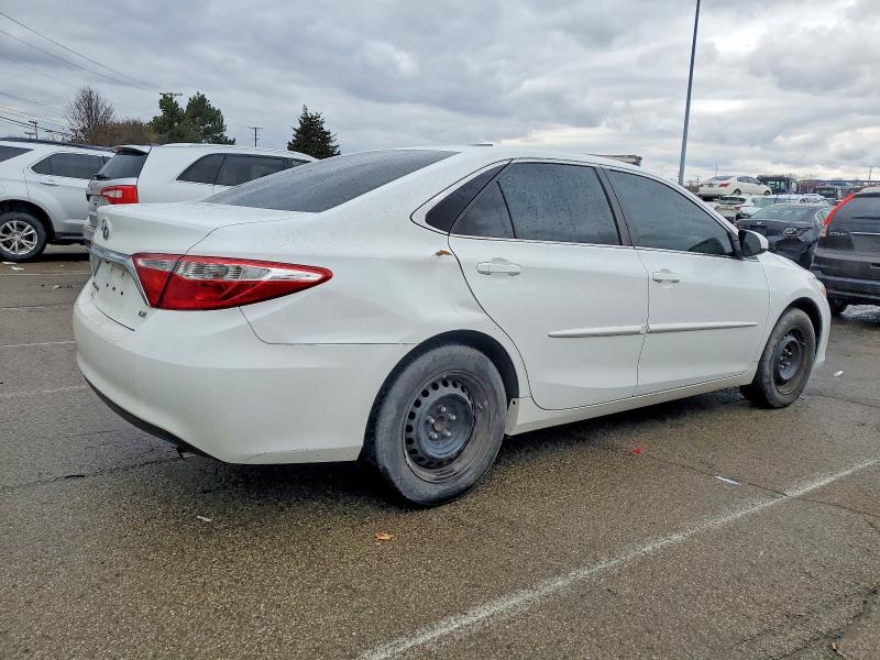 Photo 3 from auction – 2017 TOYOTA CAMRY with VIN 4T1BF1FK1HU628803