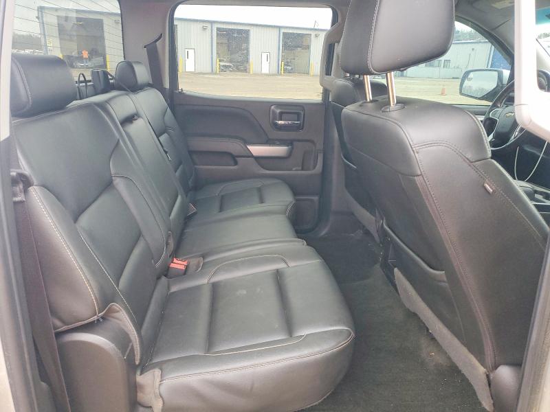 Photo 10 from auction – 2018 CHEVROLET SILVERADO with VIN 3GCUKREC0JG273231