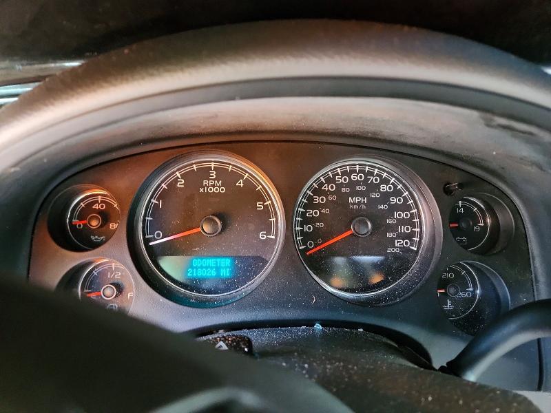 Photo 9 from auction – 2010 CHEV TAHOE with VIN 1GNUKCE05AR209972