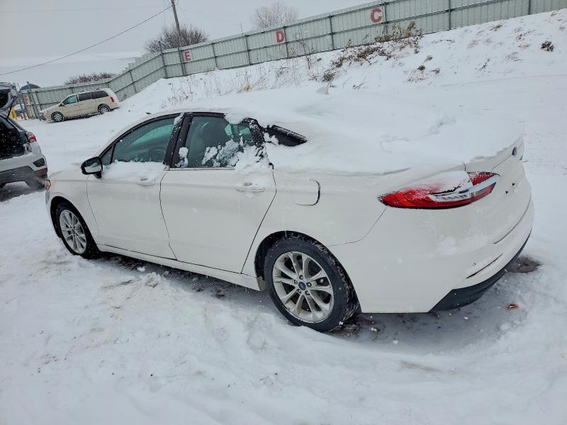 Photo 2 from auction – 2019 FORD FUSION SE with VIN 3FA6P0LU7KR226517