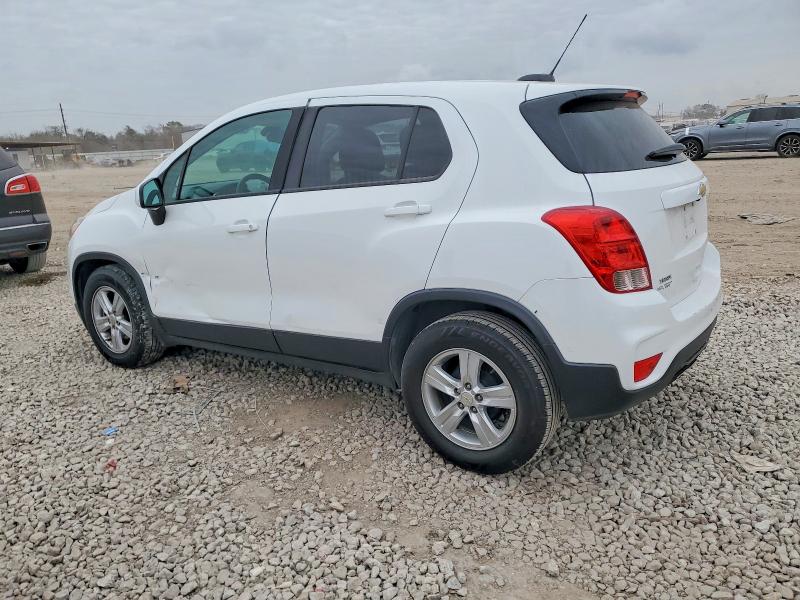 Photo 2 from auction – 2020 CHEVROLET TRAX LS with VIN KL7CJKSB1LB319868