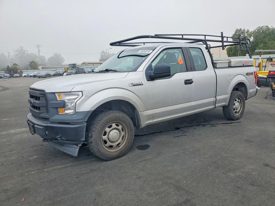 Zdjęcie 1 z aukcji – 2017 FORD F150 z VIN 1FTFX1EF5HKD61507