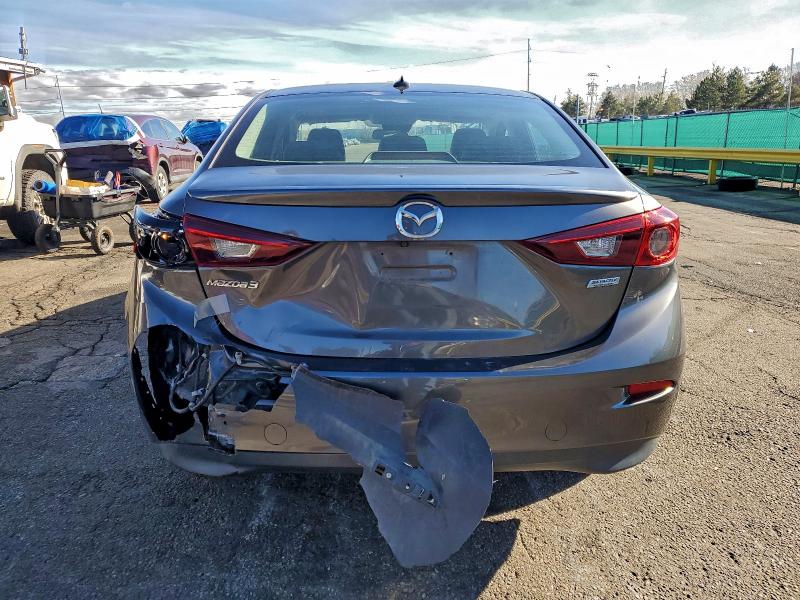 Photo 6 from auction – 2018 MAZDA 3 TOURING with VIN 3MZBN1V35JM162317