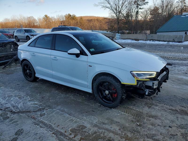 Photo 4 from auction – 2020 AUDI A3 S-LINE with VIN WAUJEGFF1LA006704