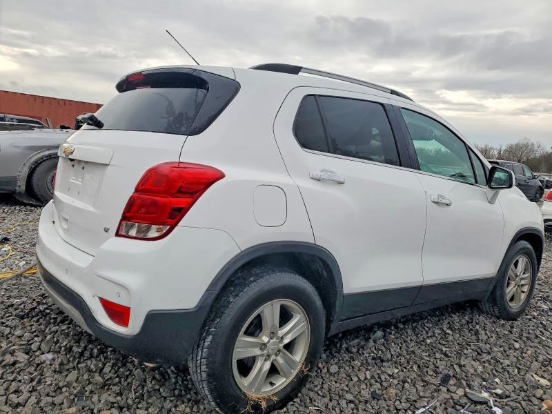 Photo 3 from auction – 2020 CHEVROLET TRAX with VIN 3GNCJLSB8LL302452