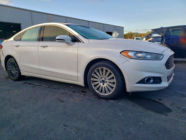 Photo 4 from auction – 2016 FORD FUSION SE with VIN 3FA6P0LU9GR376684