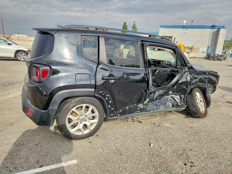 Photo 3 from auction – 2017 JEEP RENEGADE L with VIN ZACCJABB9HPG31267