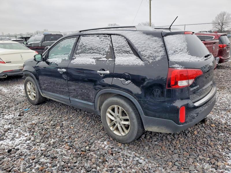 Photo 2 from auction – 2015 KIA SORENTO with VIN 5XYKT4A67FG631096