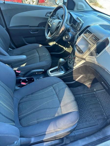 Photo 5 from auction – 2015 CHEVROLET SONIC LT with VIN 1G1JC6SH2F4126968