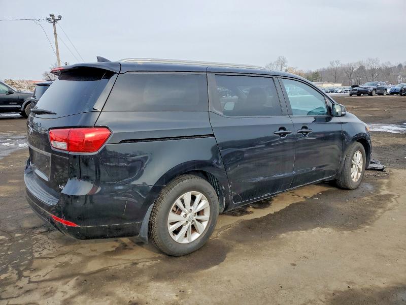 Photo 3 from auction – 2015 KIA SEDONA LX with VIN KNDMB5C10F6074666