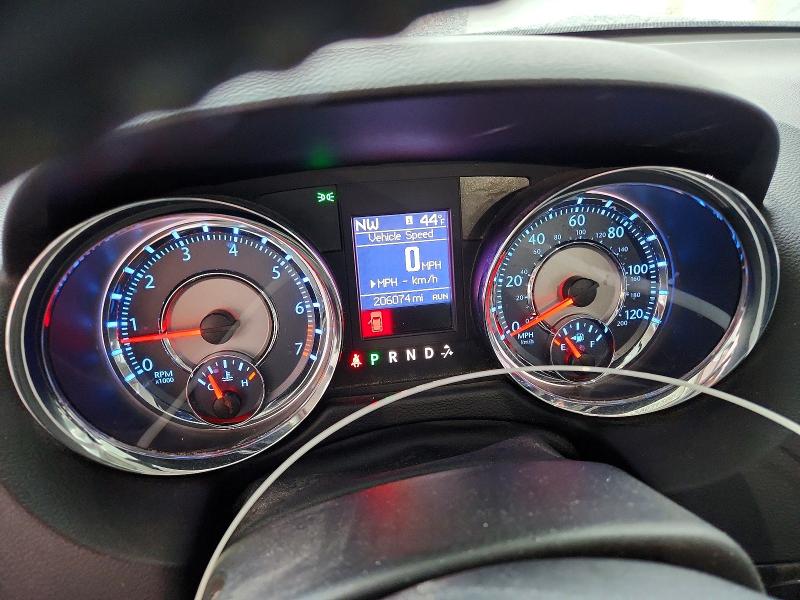 صورة رقم 9 من المزاد - 2011 CHRYSLER TOWN & COU مع VIN 2A4RR8DG1BR623889