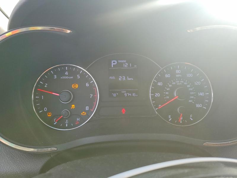 Photo 9 from auction – 2017 KIA FORTE with VIN 3KPFK4A73HE104041