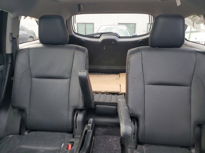 Photo 10 from auction – 2018 TOYOTA HIGHLANDER with VIN 5TDDGRFH6JS041035