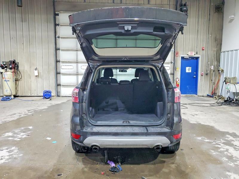 Photo 6 from auction – 2017 FORD ESCAPE SE with VIN 1FMCU9GD6HUC05594