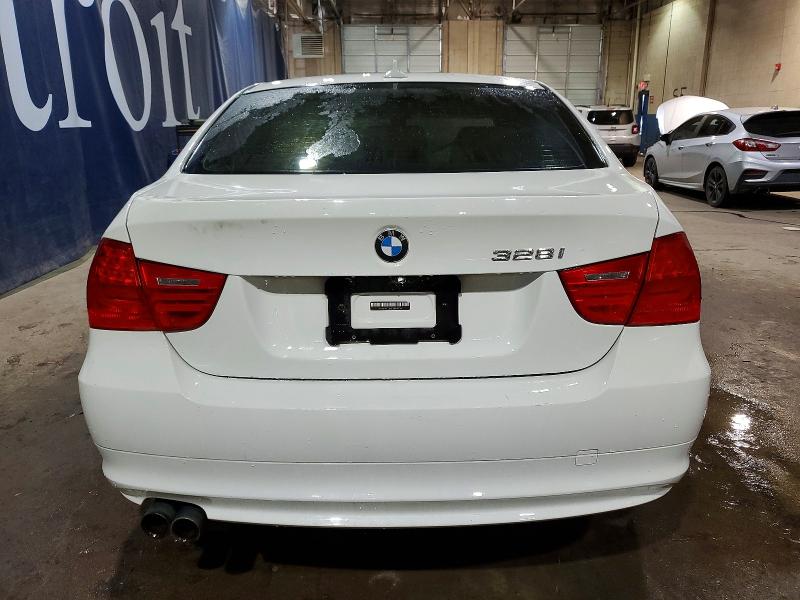 Photo 6 from auction – 2011 BMW 328 XI with VIN WBAPK7G5XBNN69704