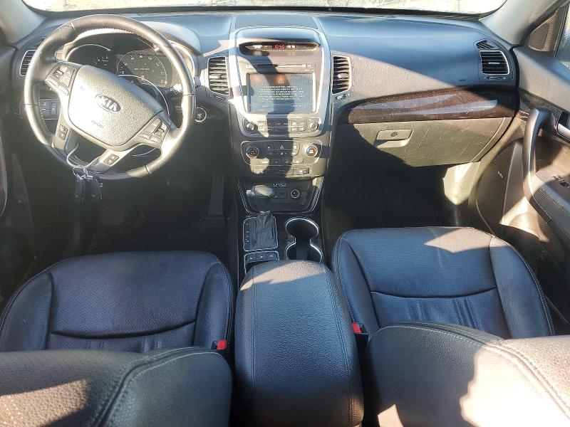 Photo 8 from auction – 2014 KIA SORENTO EX with VIN 5XYKUDA70EG431522
