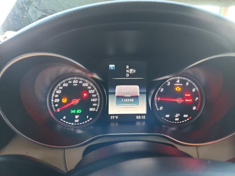 Photo 9 from auction – 2015 MERCEDES-BENZ C 300 with VIN 55SWF4JB7FU077912