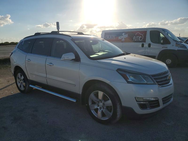 Photo 4 from auction – 2015 CHEVROLET TRAVERSE with VIN 1GNKRJKD0FJ205512