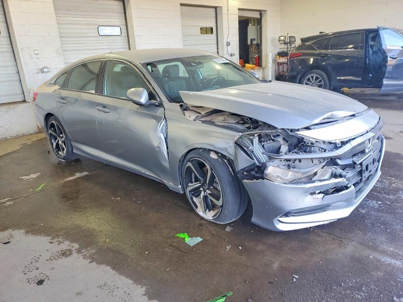 Photo 4 from auction – 2018 HONDA ACCORD with VIN 1HGCV1F37JA090556