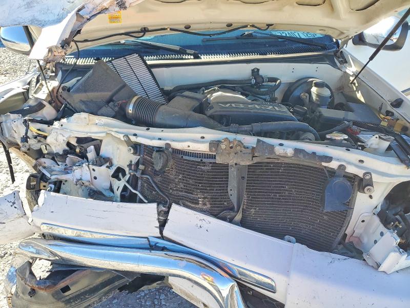 Photo 11 from auction – 2003 TOYOTA TUNDRA ACC with VIN 5TBBT44173S351718