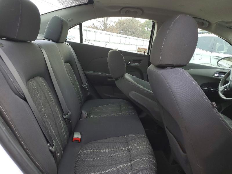 Photo 10 from auction – 2017 CHEVROLET SONIC LT with VIN 1G1JD5SH0H4111735