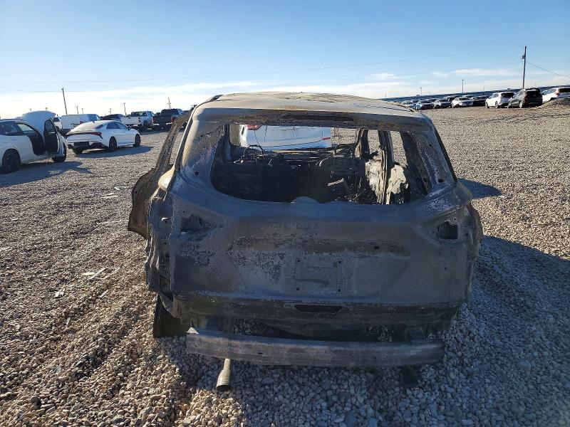 Photo 6 from auction – 2016 FORD ESCAPE with VIN 1FMCU9GX6GUA98555