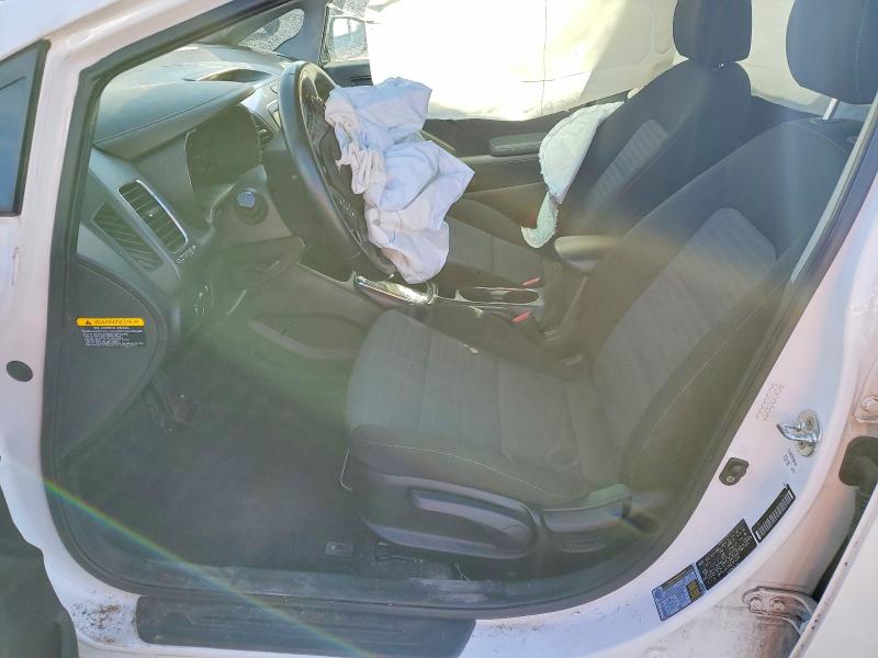 Photo 7 from auction – 2017 KIA FORTE with VIN 3KPFL4A70HE024239