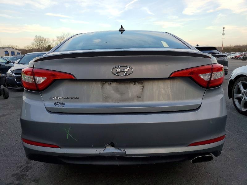 Photo 6 from auction – 2015 HYUNDAI SONATA SE with VIN 5NPE24AF9FH157497