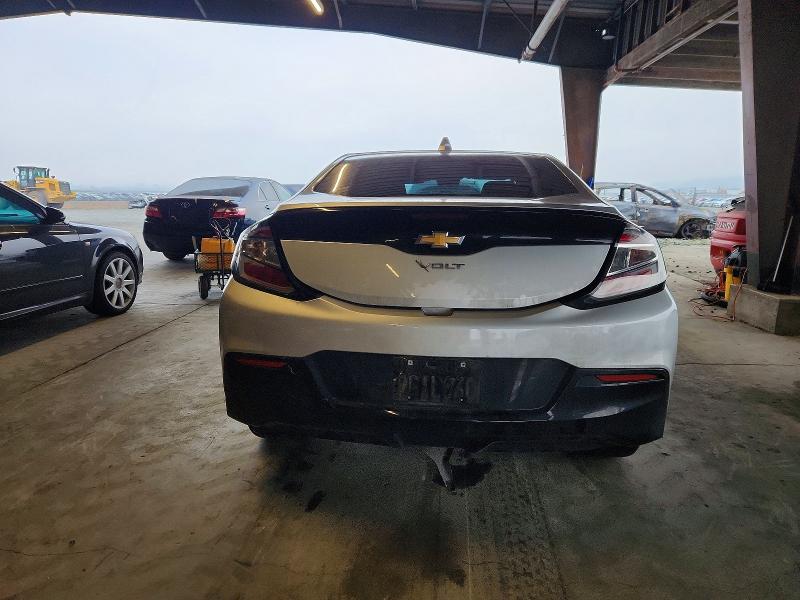 Photo 6 from auction – 2018 CHEVROLET VOLT with VIN 1G1RC6S58JU154405