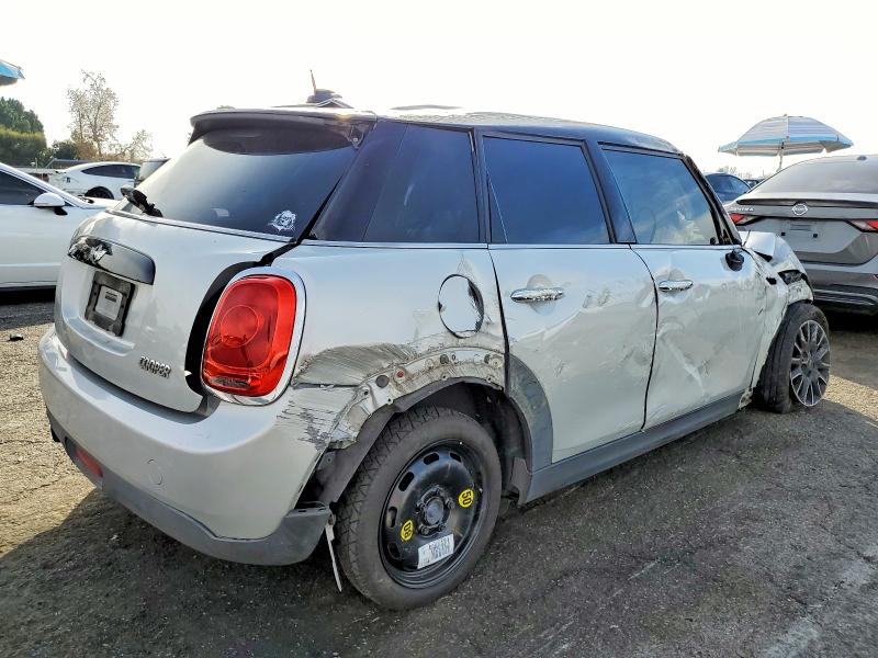 Photo 3 from auction – 2016 MINI COOPER with VIN WMWXU1C5XG2D09263