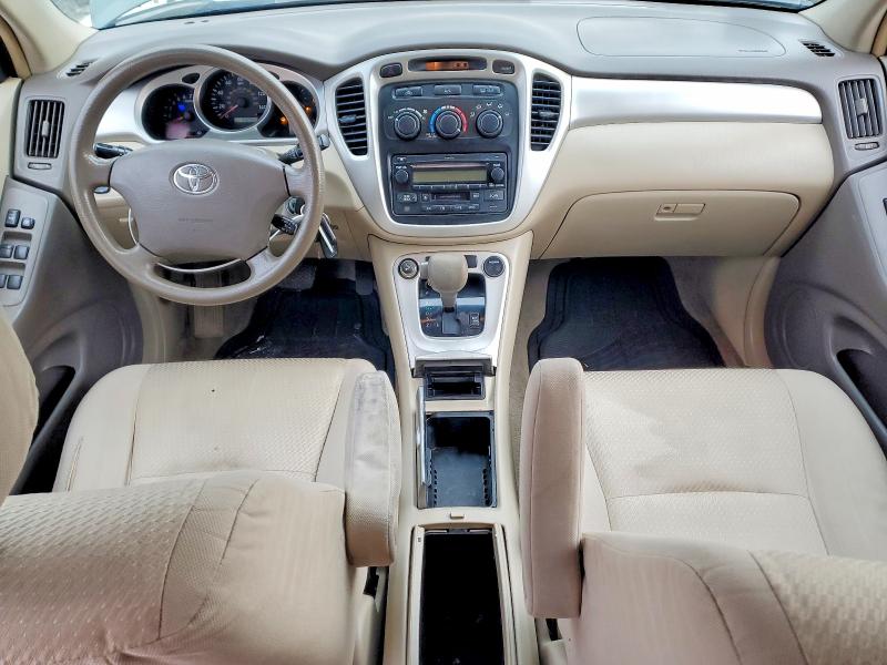 Photo 8 from auction – 2005 TOYOTA HIGHLANDER with VIN JTEEP21A450100514