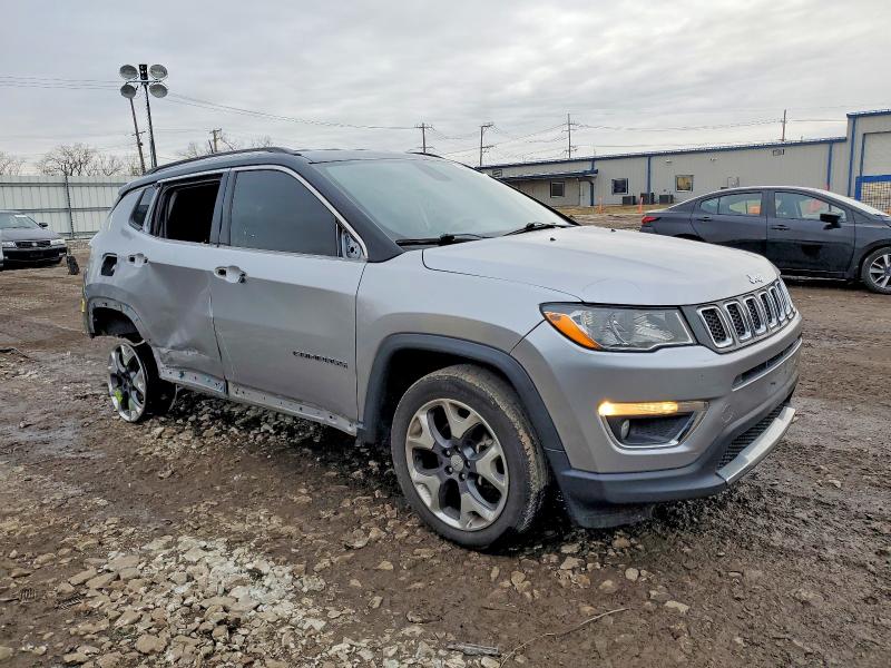 Photo 4 from auction – 2019 JEEP COMPASS with VIN 3C4NJDCBXKT673312
