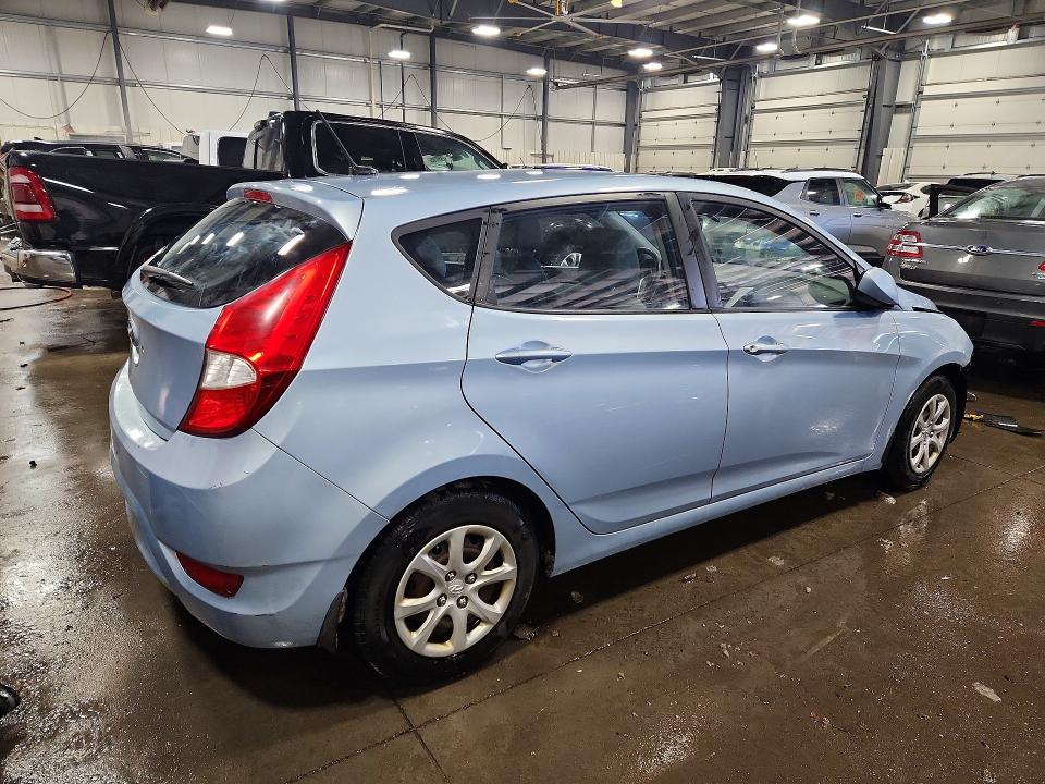 Photo 3 from auction – 2012 HYUNDAI ACCENT with VIN KMHCT5AE4CU057449