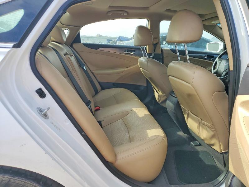 Photo 10 from auction – 2015 HYUNDAI SONATA HYB with VIN KMHEC4A43FA124087