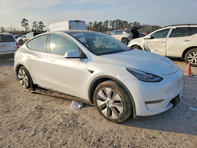 Photo 4 from auction – 2023 TESLA MODEL Y with VIN 7SAYGDEE6PA108869